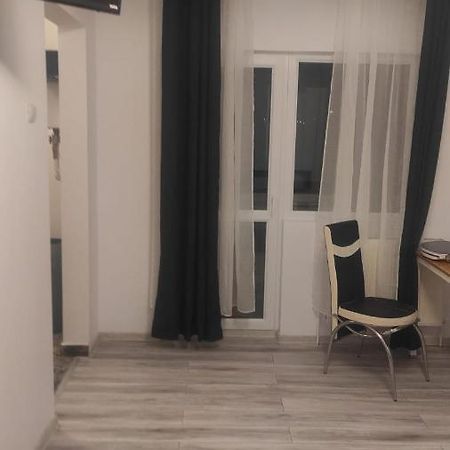 Garsoniera Turda Valeria Apartment Exterior foto