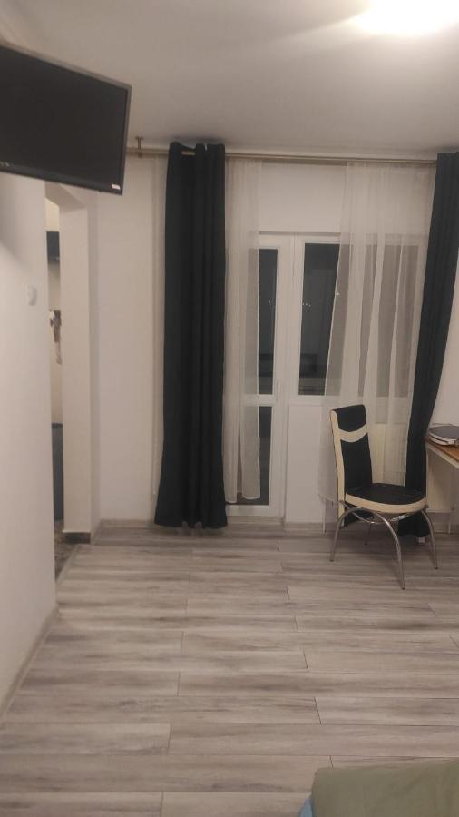 Garsoniera Turda Valeria Apartment Exterior foto